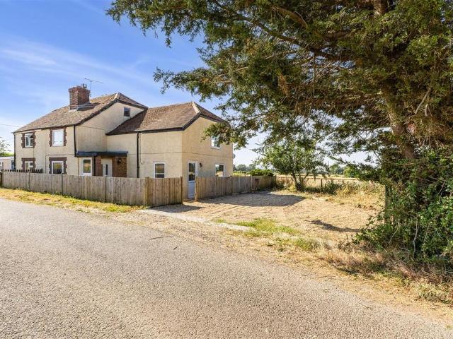 House for sale in Hampshire
