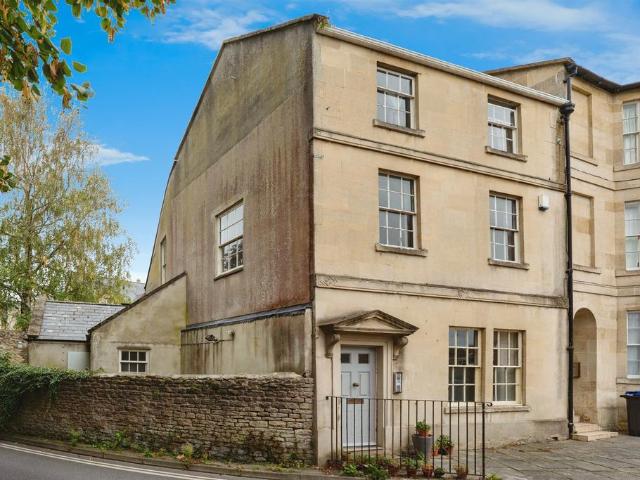 House for sale in Chippenham, Wiltshire
