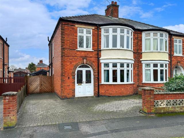 House for sale in Alverton, East Midlands