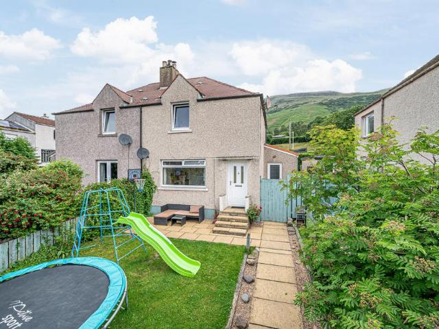 House for sale in Kinnesswood, Scotland