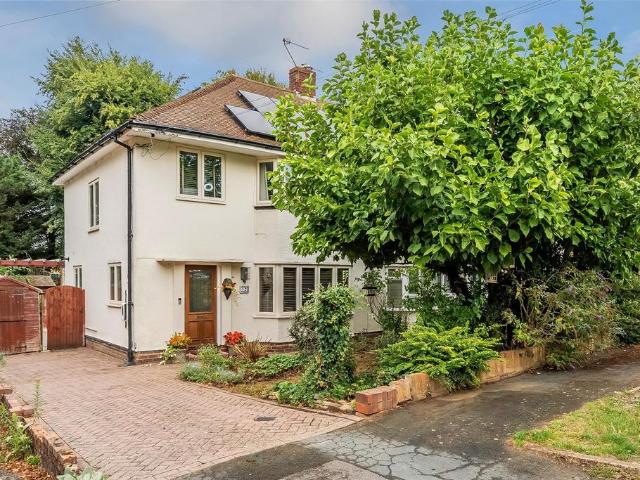 House for sale in Pachesham Park, Surrey