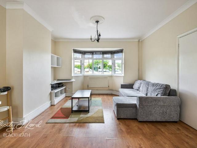 House for sale in Plumstead, Greater London