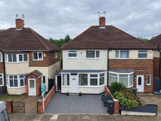 House for sale in Stocking Farm, Leicester