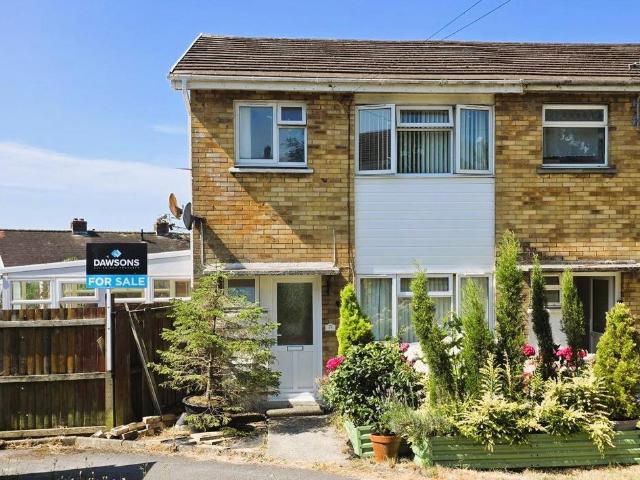 House for sale in Cefncaeau, Dafen
