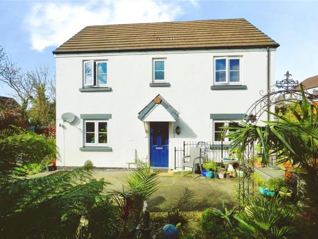 House for sale in Penwartha Coombe, Cornwall