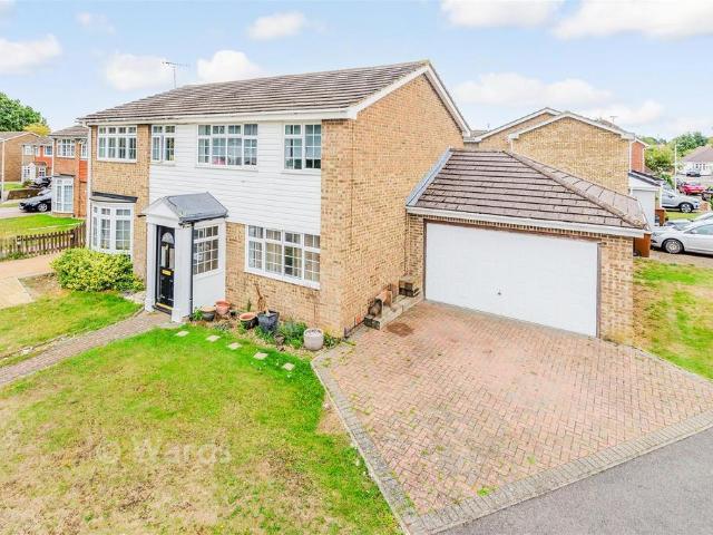 House for sale in Snodhurst, Chatham