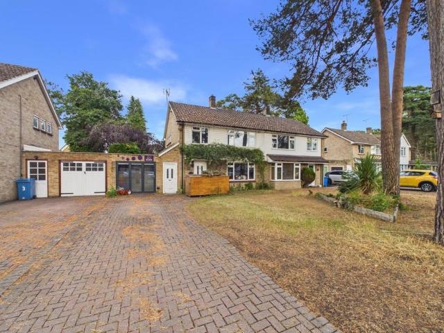 House for sale in Easthampstead, Bracknell