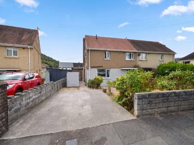 House for sale in Tonna, Wales