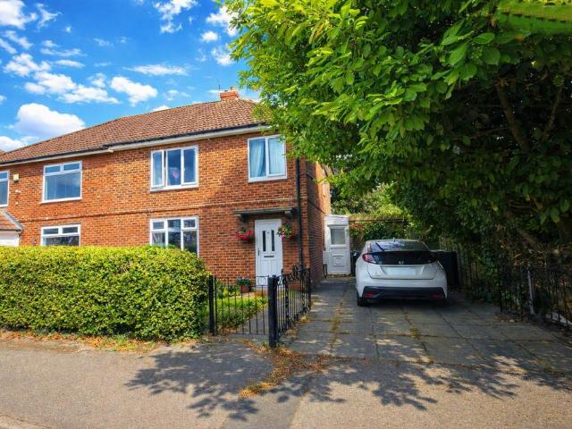 House for sale in Garforth, West Yorkshire