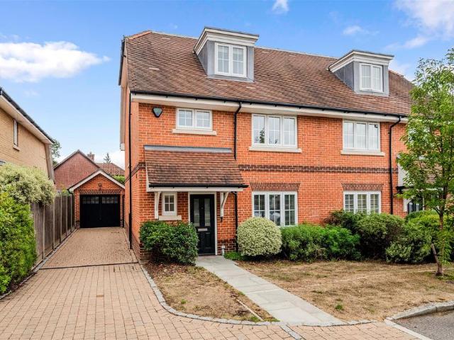House for sale in Red Hill, Surrey