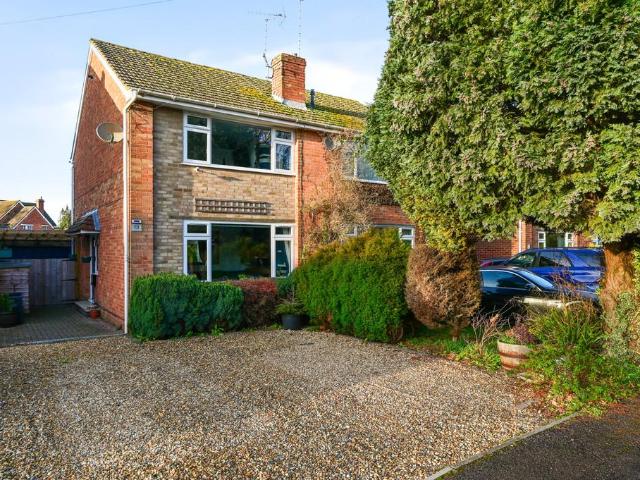 House for sale in Moulsham Green, Hart
