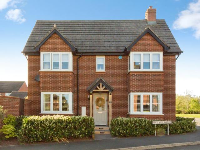 House for sale in Burland and Acton