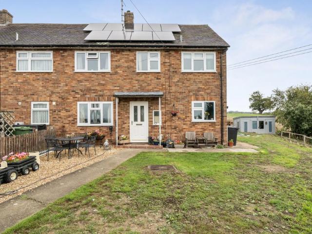 House for sale in Forden, Wales