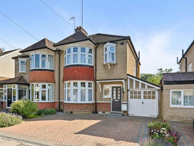 House for sale in Lane, Greater London