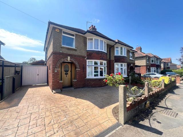 House for sale in Gloucester, Gloucestershire