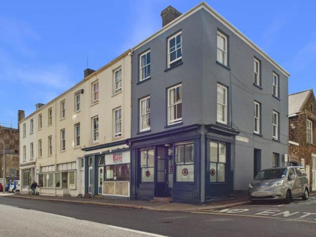 House for sale in St Helier, Greater London