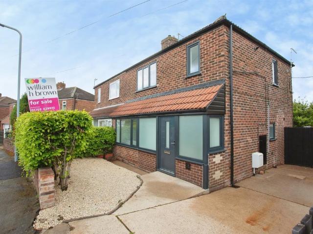 House for sale in Bramley, South Yorkshire