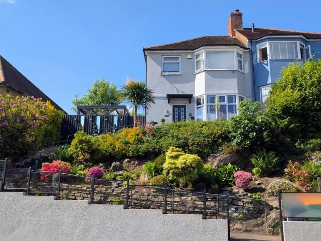 House for sale in Allt-yr-yn, Wales