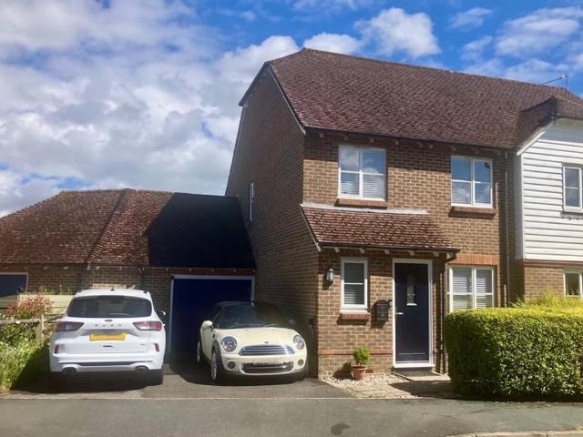 House for sale in Plumpton Green, Iford