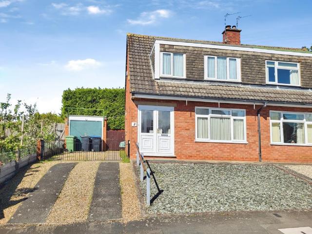 House for sale in Stanford On Avon, Leicestershire