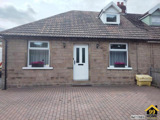 House for sale in Lascelles Hall, Fenay Bridge