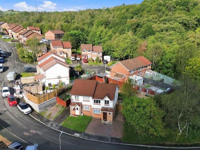 House for sale in Glyncoch, Pontypridd