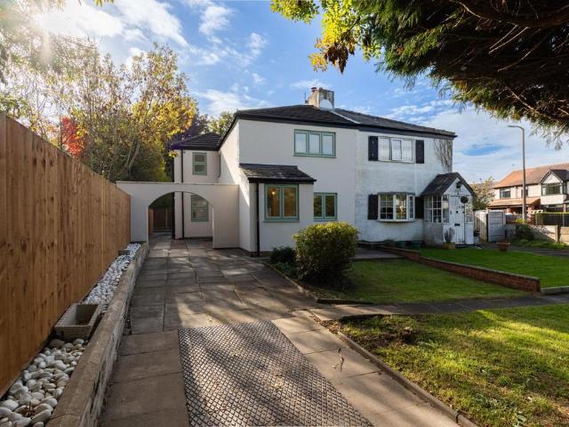 House for sale in Newton-le-Willows, St Helens
