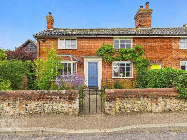 House for sale in Dickleburgh and Rushall, Burgh St Peter