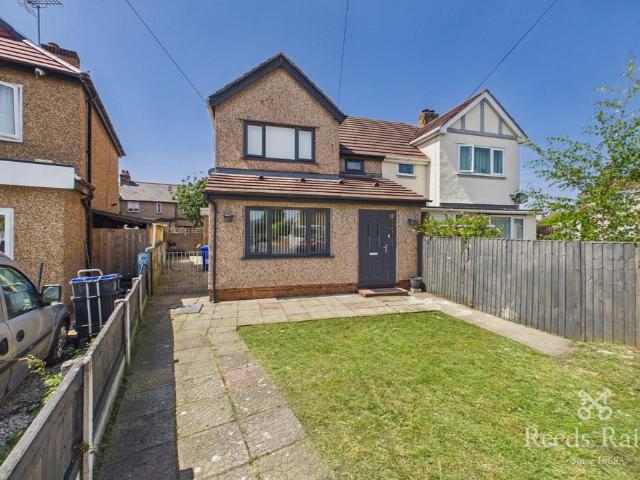 House for sale in Rhyl, Wales