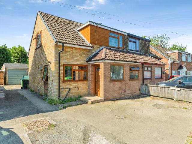 House for sale in Upper Stoke, West Midlands
