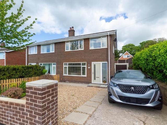 House for sale in Carreg y Groes, Llansanffraid Glan Conwy