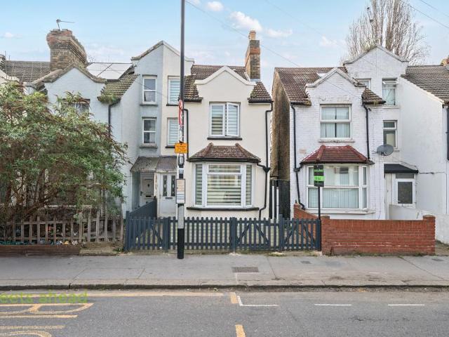 House for sale in London Borough of Croydon, Thornton Heath