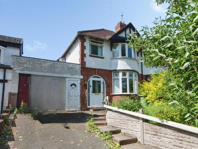 House for sale in Woodsetton, Coseley