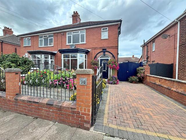 House for sale in New Clee, Cleethorpes