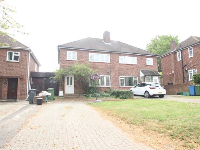 House for sale in Green Street Green, Greater London