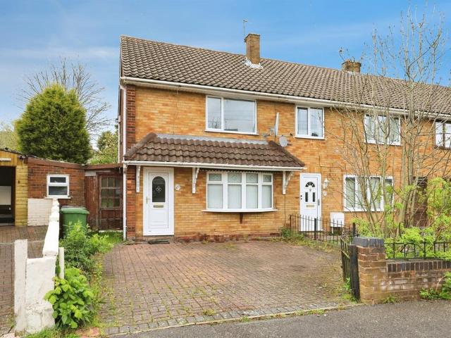 House for sale in Bilston, West Midlands
