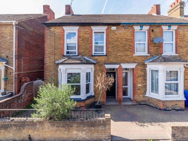 House for sale in Regent Quay, Oad Street