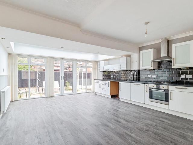House for sale in Pendock, Greater Manchester
