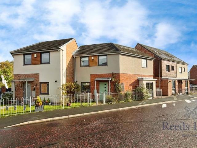 House for sale in Burnside, Fence Houses