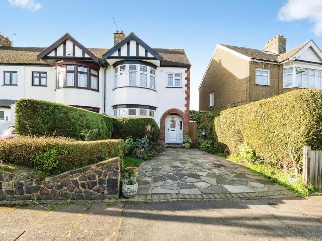House for sale in Little Heath, Greater London