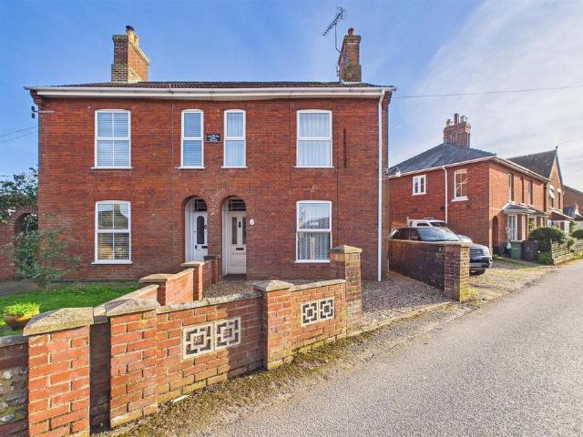 House for sale in East Tuddenham, Norfolk