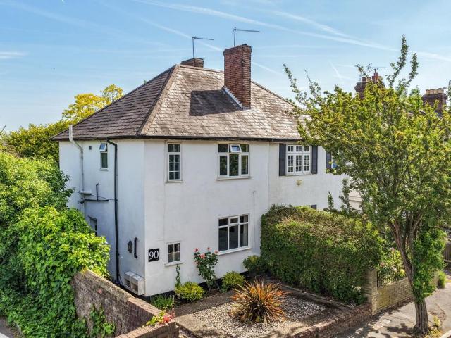 House for sale in Finchley, Greater London