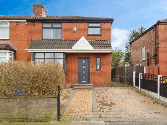 House for sale in Greenheys, Greater Manchester