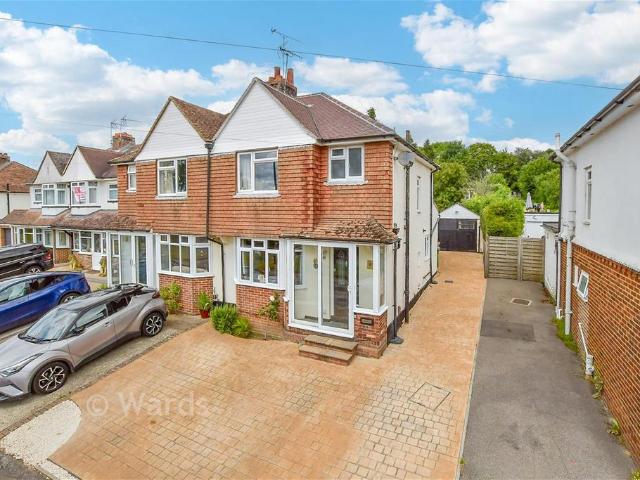 House for sale in Barming, Midway