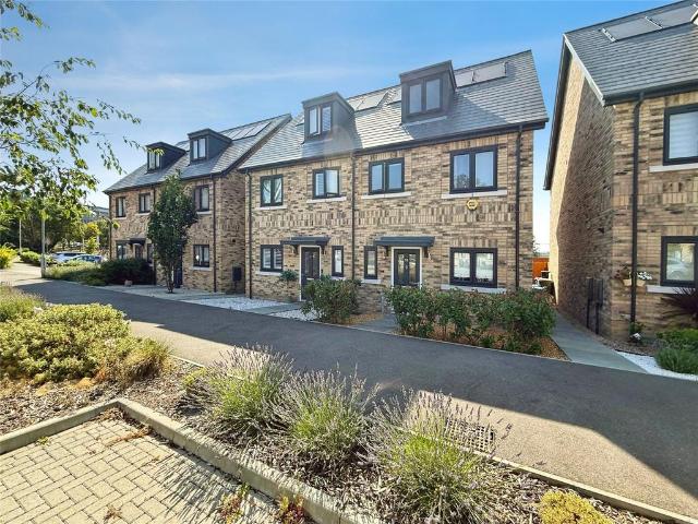 House for sale in Bracknell