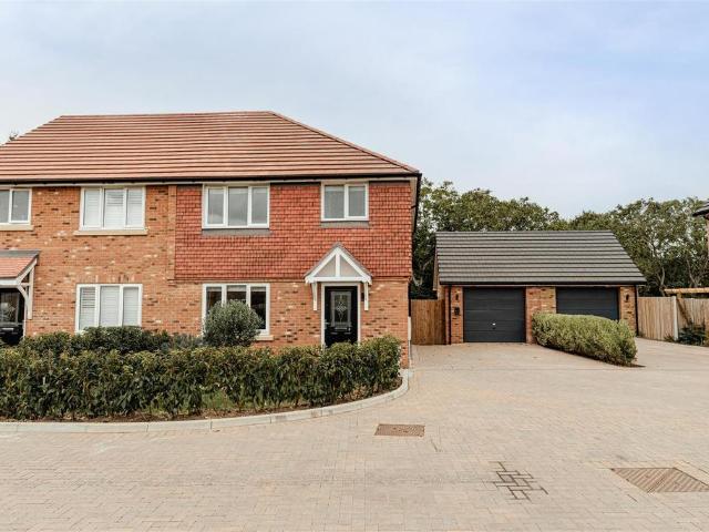 House for sale in Manston, Thanet