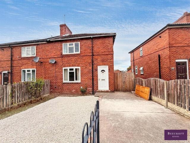 House for sale in South Kirkby and Moorthorpe, South Kirkby