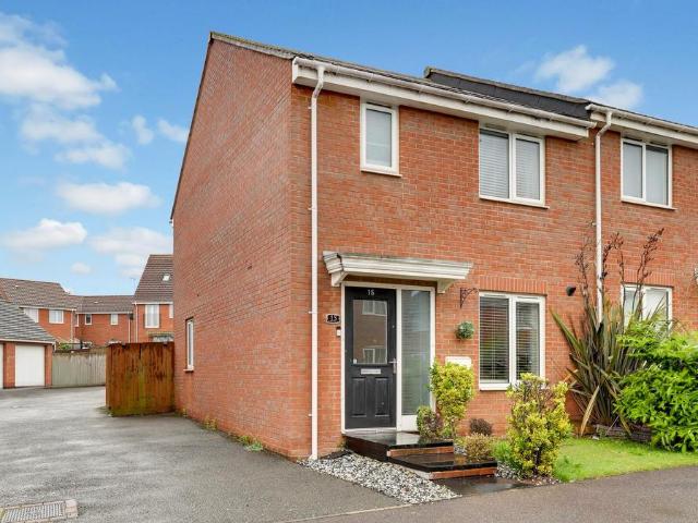 House for sale in Alverton, East Midlands