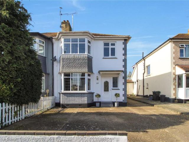 House for sale in Alton Barnes, Essex