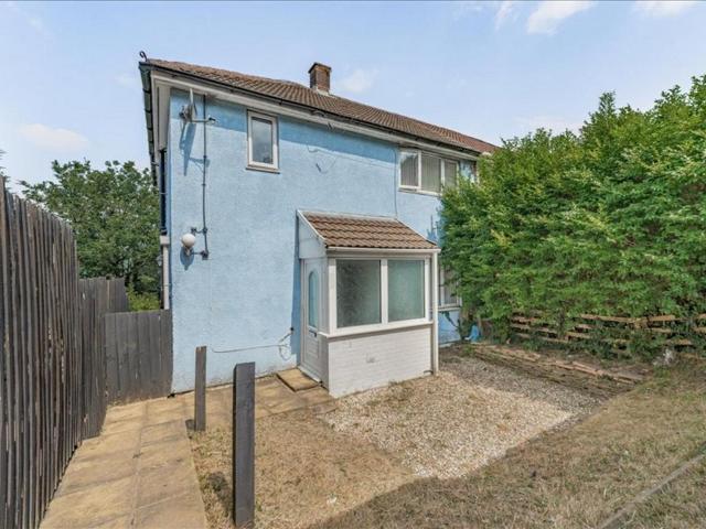 House for sale in Pontypridd, Wales